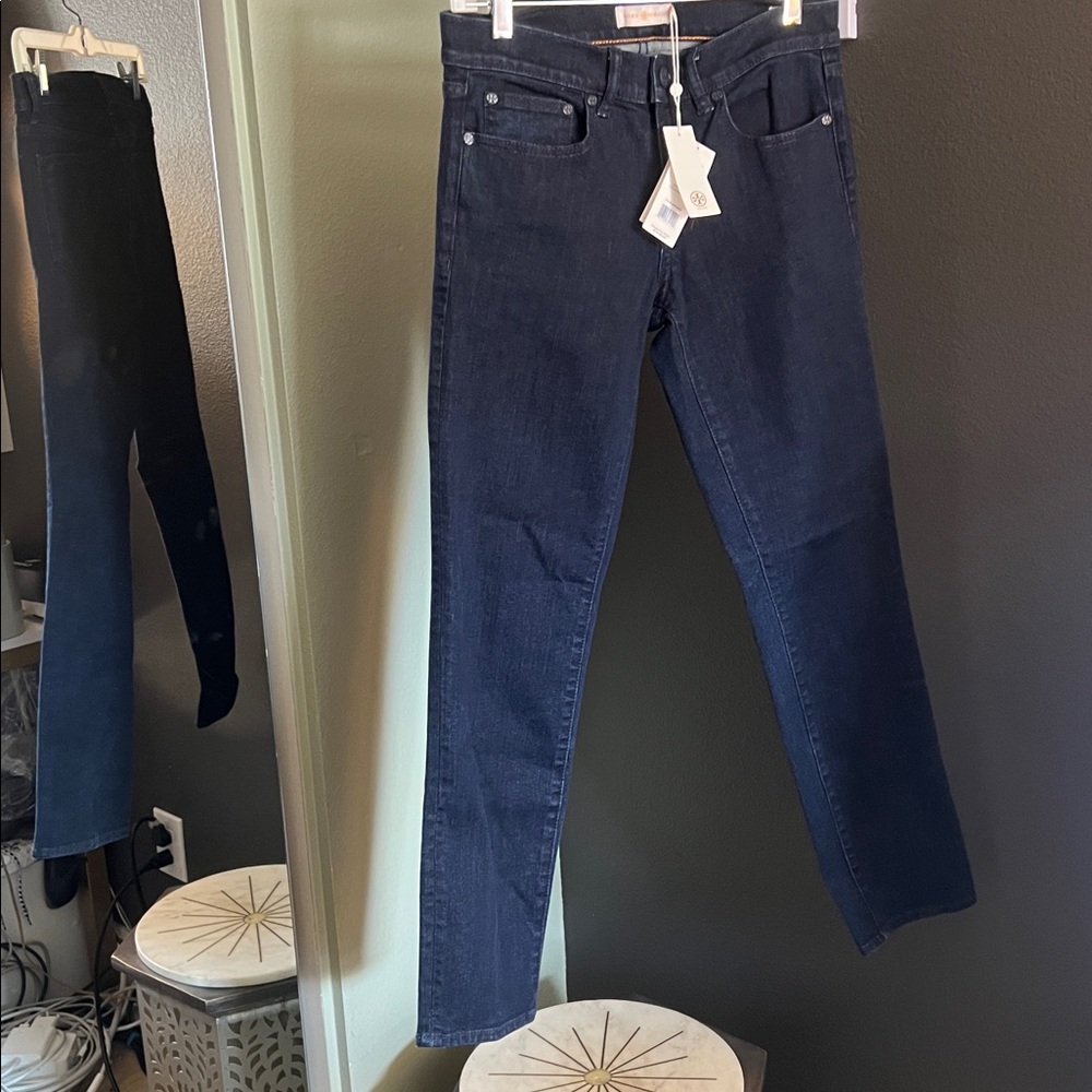 🛑 1 hour sale. NWT. Tory Burch, size 27, Dark Blue Skinny Jeans